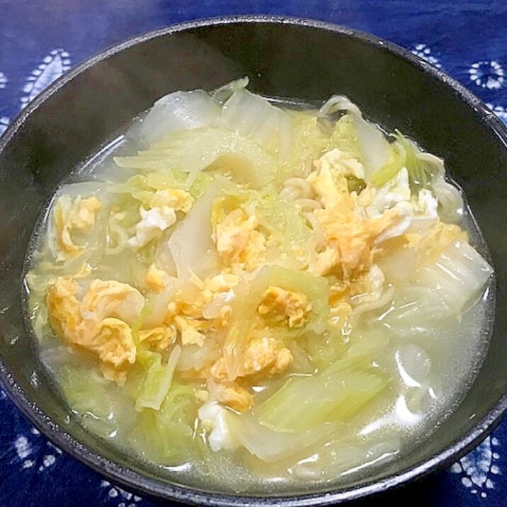 セロリと白菜の卵とじ塩ラーメン